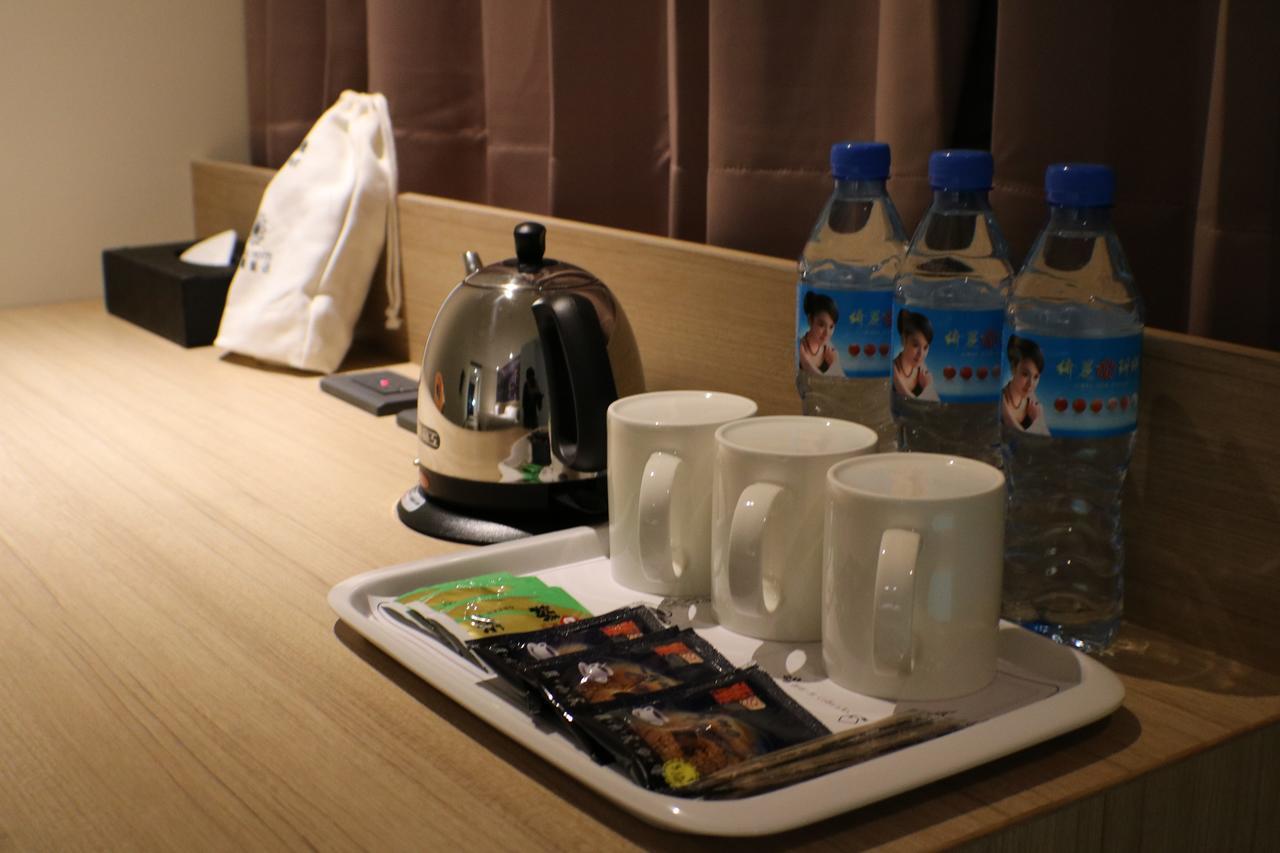Mingli Hotel Kaohsiung Extérieur photo