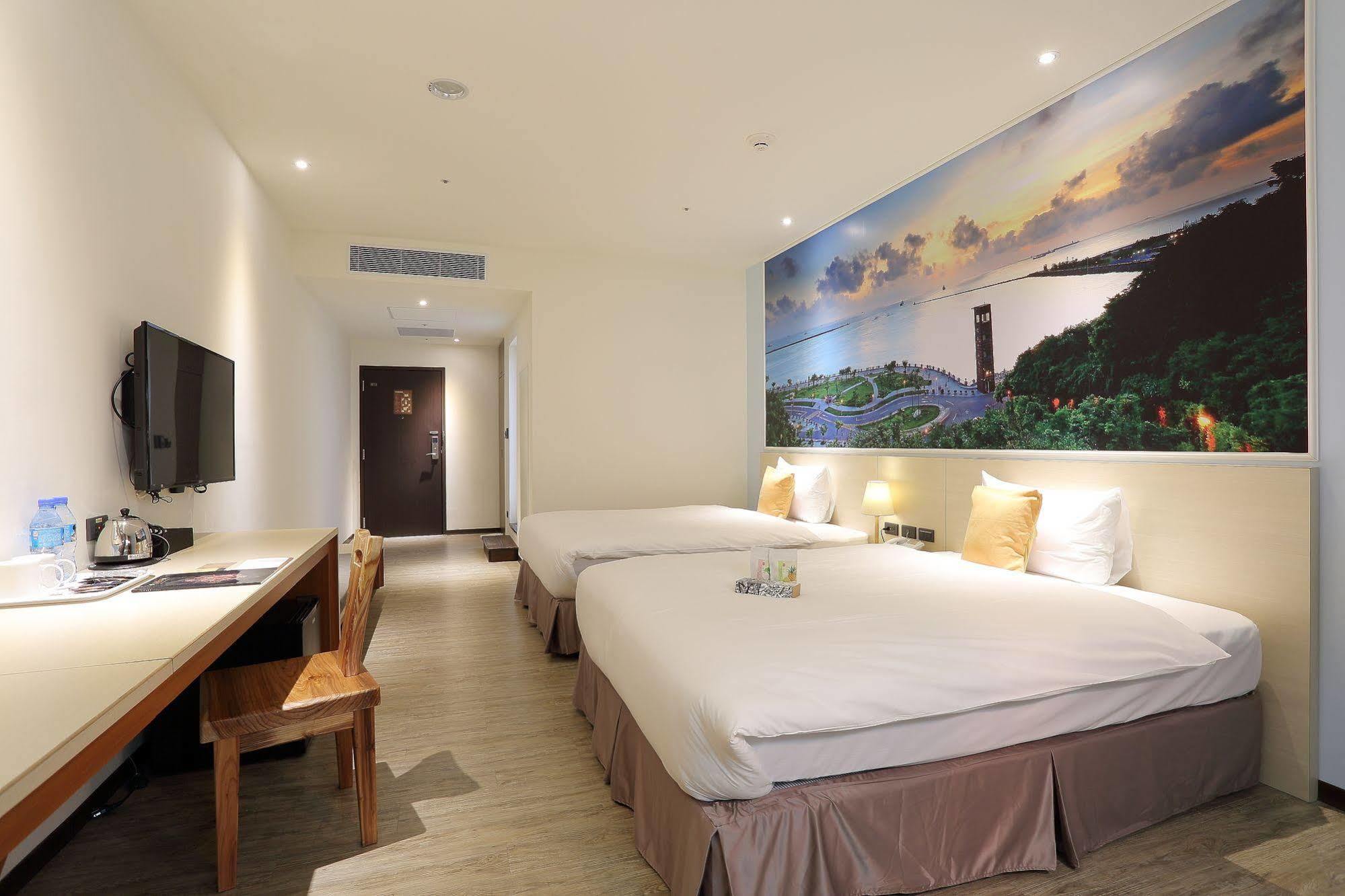 Mingli Hotel Kaohsiung Extérieur photo