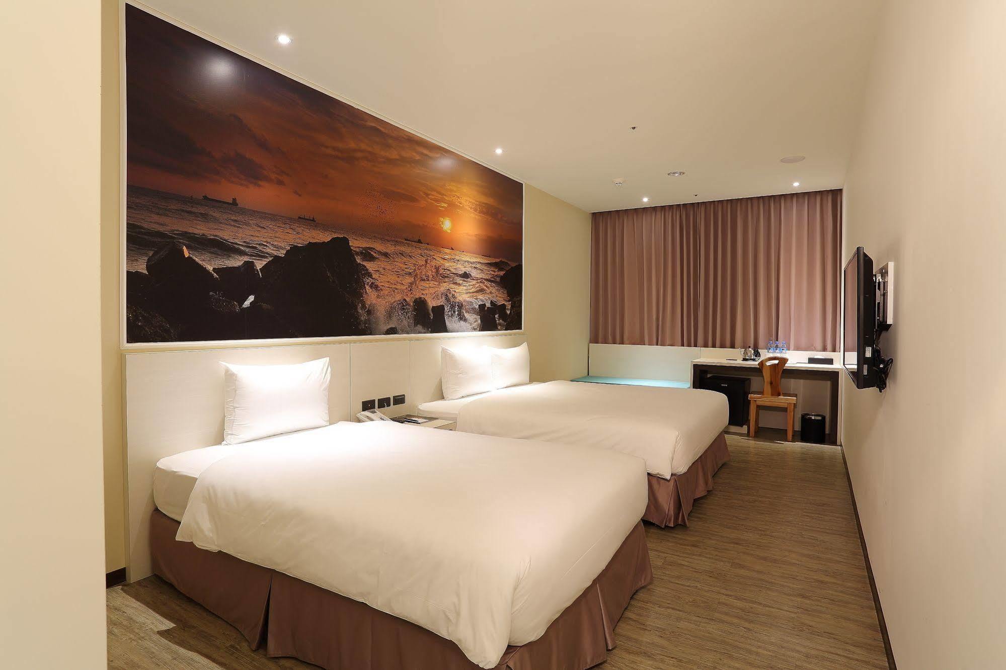 Mingli Hotel Kaohsiung Extérieur photo